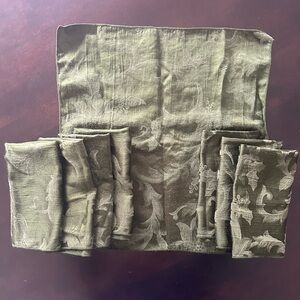 Set of 8 Elegant Dark Green Tone on Tone Cloth Napkins, approx 15" x 16"